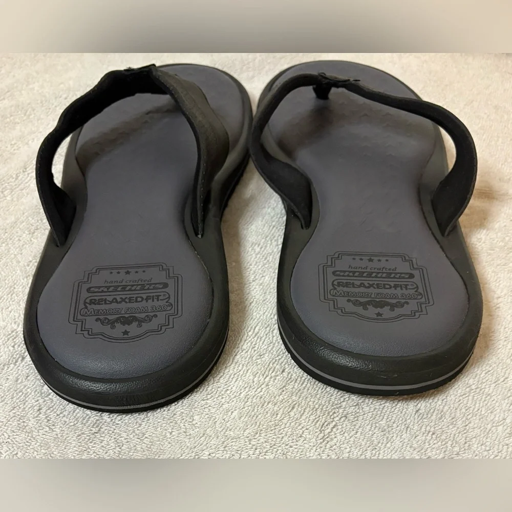 Men’s Skechers Relaxed Fit Memory Foam 360 Black Flip Flops Size 13